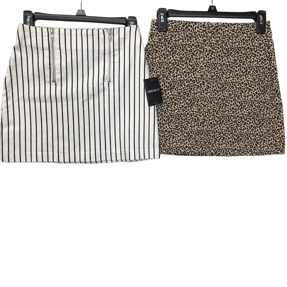 FOREVE 21 SET OF 2 MINI SKIRT size 2